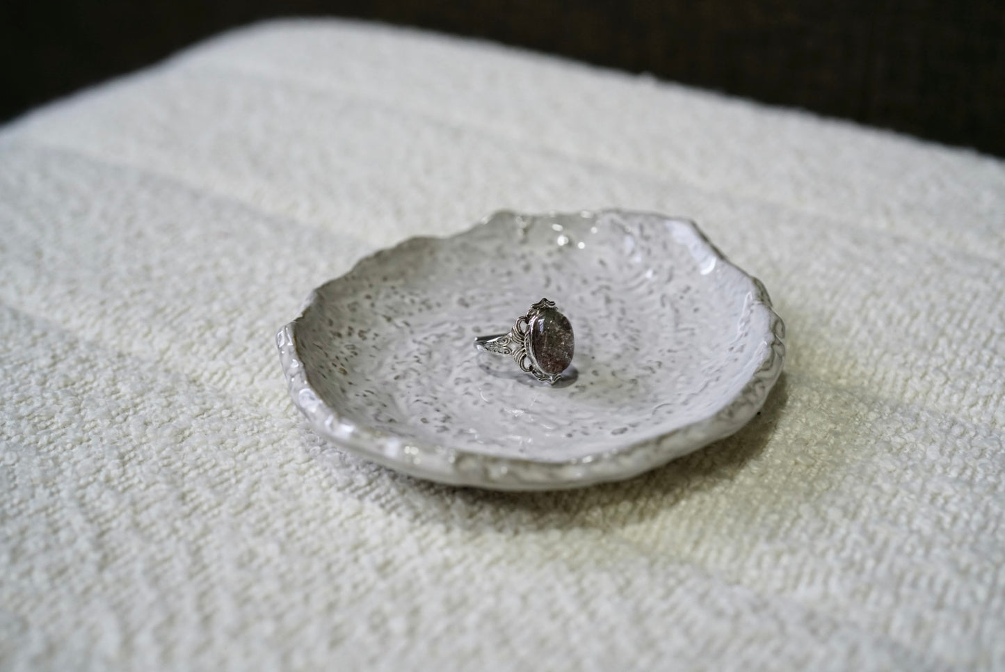 Oval Lilac Garden Quartz Ring