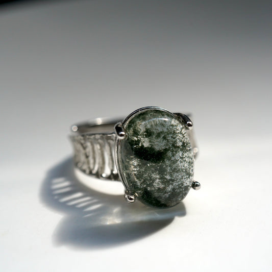 Green Garden Quartz Ring 001