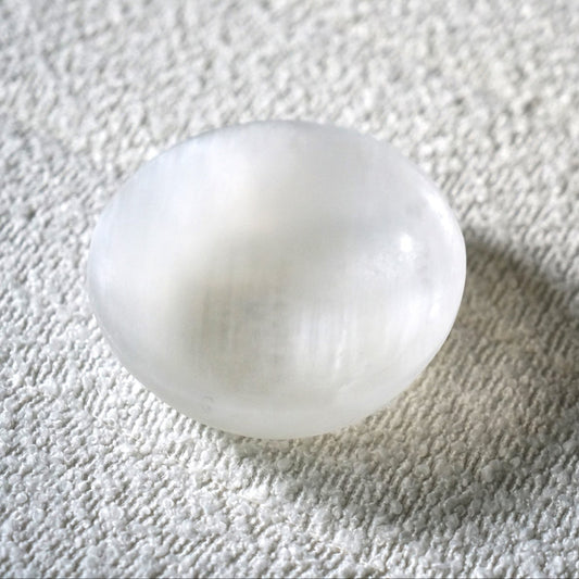 Selenite Round Bowl (10cm)